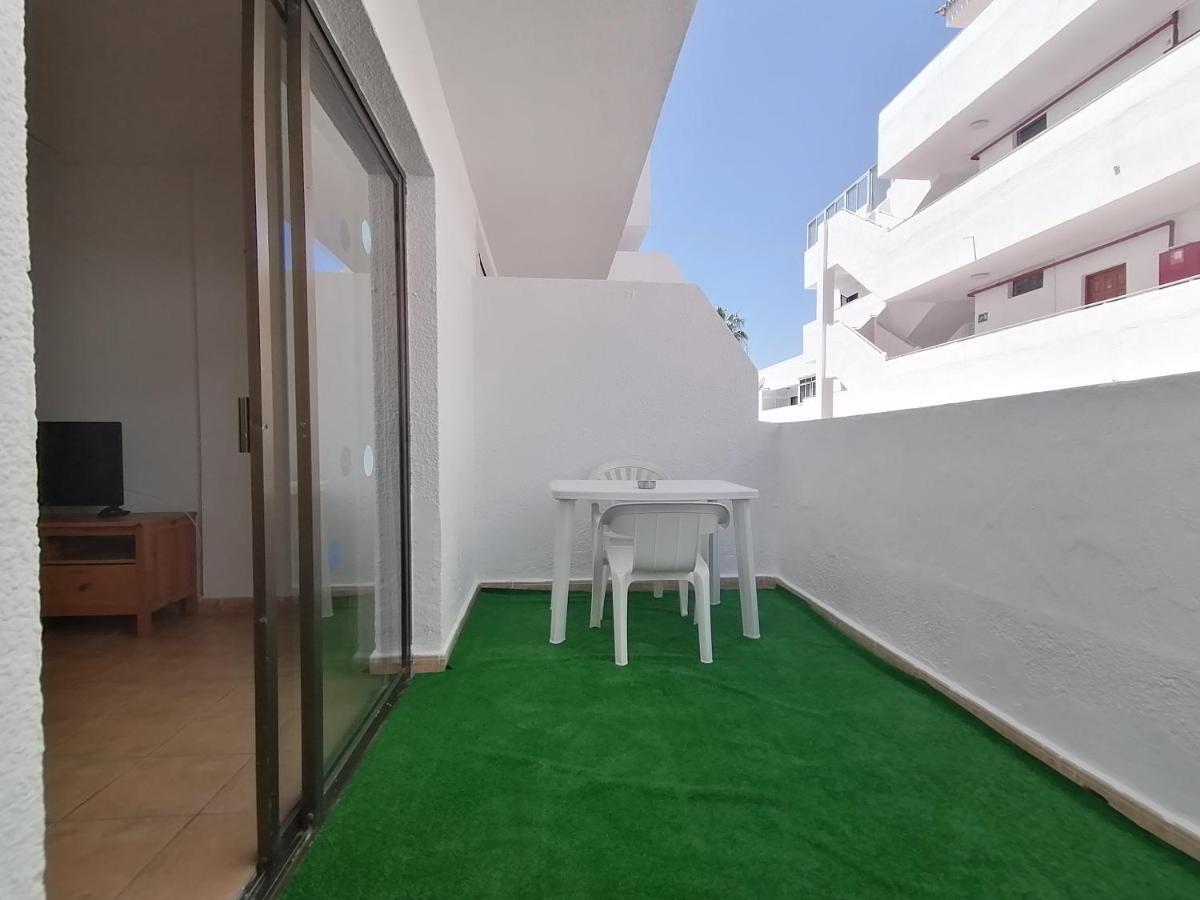 Studio In Parque Cattleya, Playa De Las Americas Luaran gambar